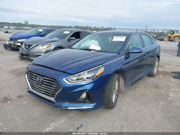 5NPE24AF4KH821182 2019 HYUNDAI SONATA - Image 2