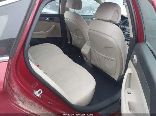 5NPE24AF5GH260384 2016 HYUNDAI SONATA - Image 8