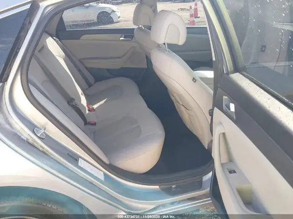 5NPE24AF5GH260546 2016 HYUNDAI SONATA - Image 8
