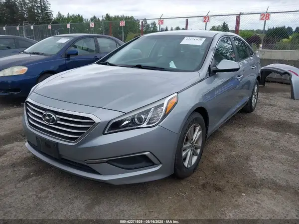 5NPE24AF5GH263723 2016 HYUNDAI SONATA - Image 2