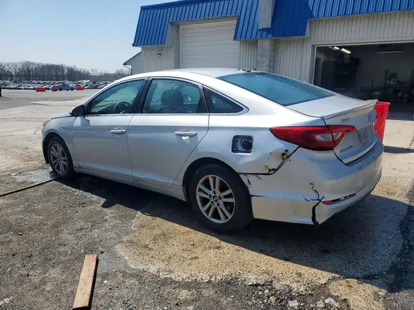 5NPE24AF5GH266167 2016 HYUNDAI SONATA - Image 2