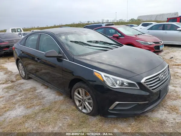 5NPE24AF5GH267898 2016 HYUNDAI SONATA - Image 1