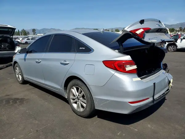 5NPE24AF5GH268324 2016 HYUNDAI SONATA - Image 2