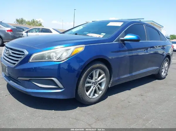 5NPE24AF5GH272826 2016 HYUNDAI SONATA - Image 2