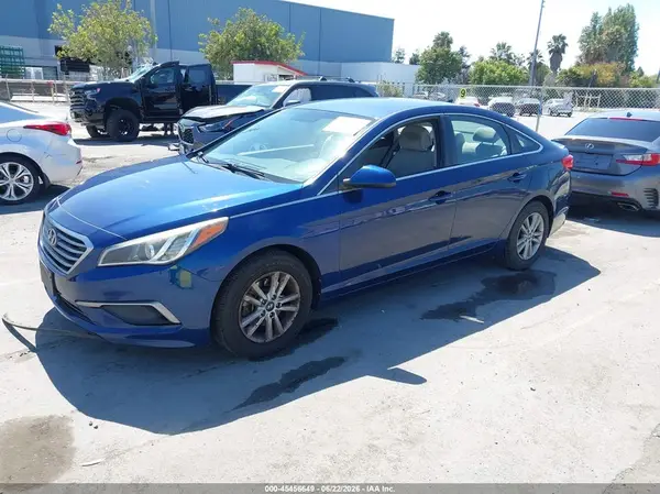 5NPE24AF5GH280117 2016 HYUNDAI SONATA - Image 2