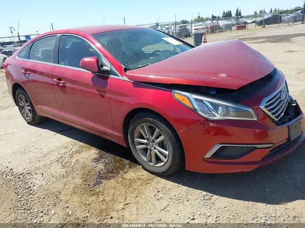 5NPE24AF5GH280408 2016 HYUNDAI SONATA - Image 1