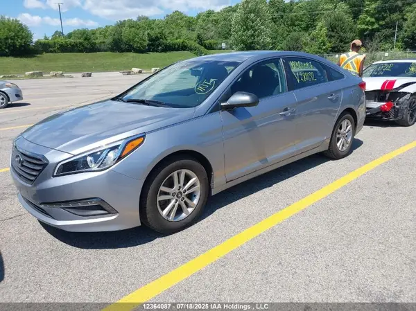 5NPE24AF5GH282692 2016 HYUNDAI SONATA - Image 2