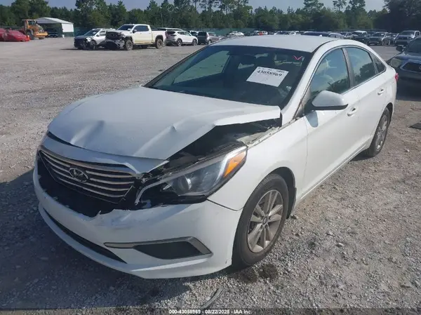 5NPE24AF5GH284720 2016 HYUNDAI SONATA - Image 2