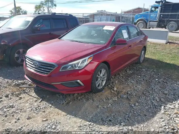 5NPE24AF5GH288086 2016 HYUNDAI SONATA - Image 2