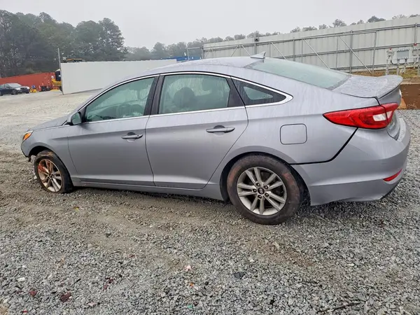 5NPE24AF5GH288217 2016 HYUNDAI SONATA - Image 2