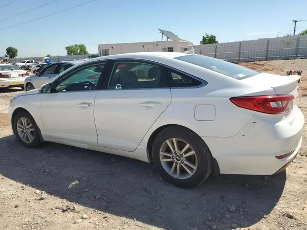 5NPE24AF5GH295636 2016 HYUNDAI SONATA - Image 2