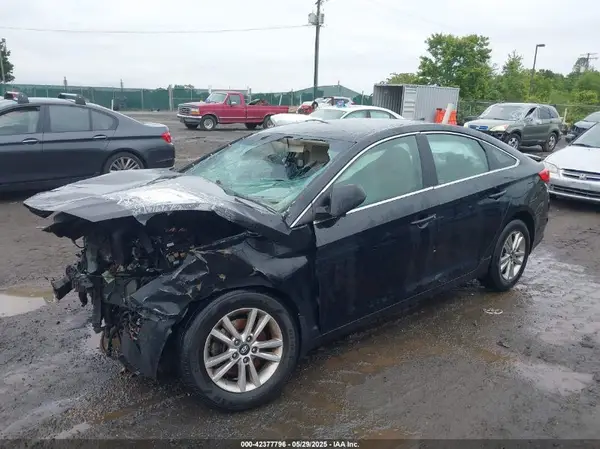 5NPE24AF5GH296494 2016 HYUNDAI SONATA - Image 2