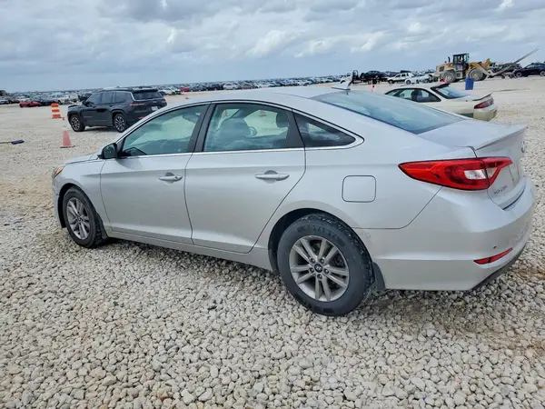 5NPE24AF5GH301242 2016 HYUNDAI SONATA - Image 2