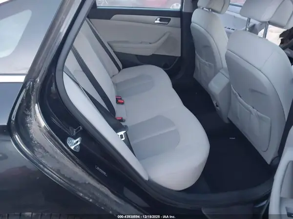 5NPE24AF5GH304366 2016 HYUNDAI SONATA - Image 8