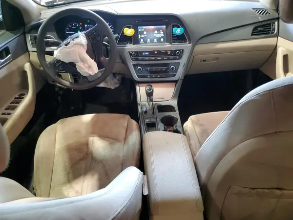 5NPE24AF5GH305565 2016 HYUNDAI SONATA - Image 8
