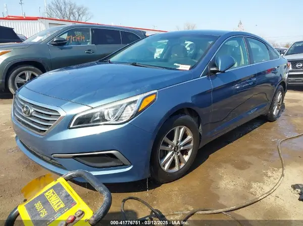5NPE24AF5GH306862 2016 HYUNDAI SONATA - Image 2