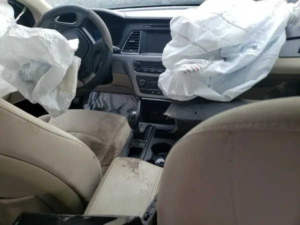 5NPE24AF5GH309390 2016 HYUNDAI SONATA - Image 8