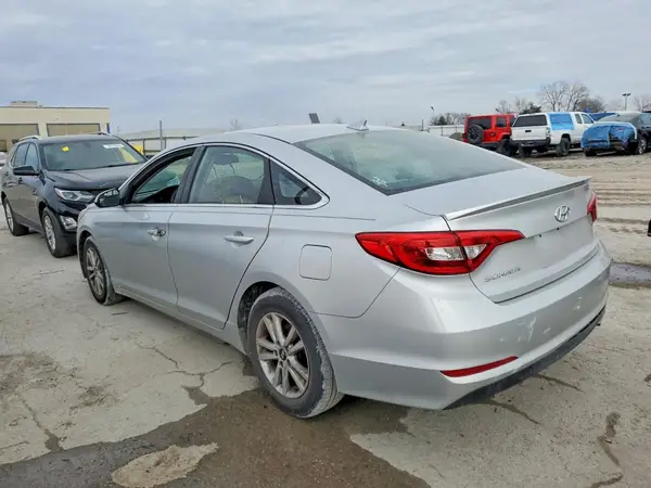 5NPE24AF5GH310510 2016 HYUNDAI SONATA - Image 2