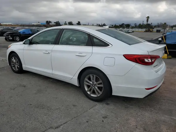 5NPE24AF5GH317876 2016 HYUNDAI SONATA - Image 2
