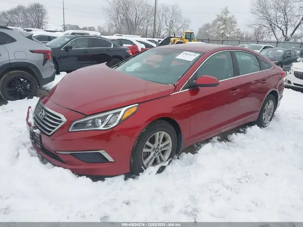 5NPE24AF5GH322222 2016 HYUNDAI SONATA - Image 2