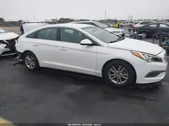 5NPE24AF5GH322642 2016 HYUNDAI SONATA