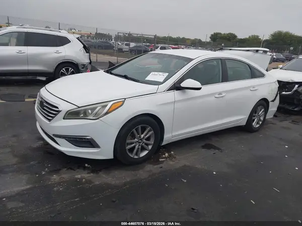 5NPE24AF5GH322642 2016 HYUNDAI SONATA - Image 2