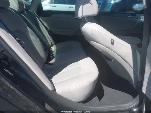 5NPE24AF5GH332118 2016 HYUNDAI SONATA - Image 8