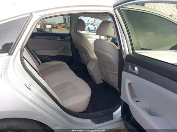5NPE24AF5GH335259 2016 HYUNDAI SONATA - Image 8