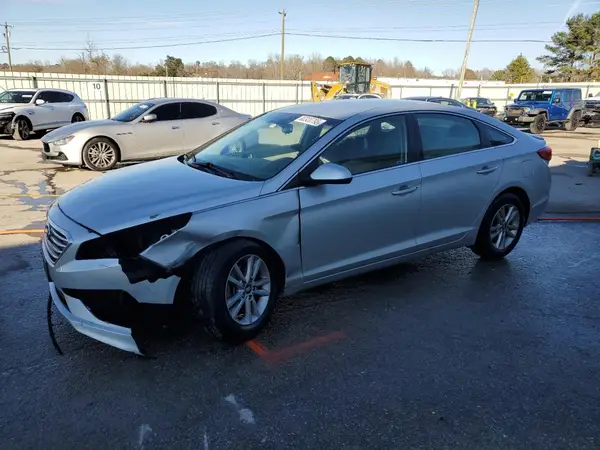 5NPE24AF5GH335990 2016 HYUNDAI SONATA - Image 1