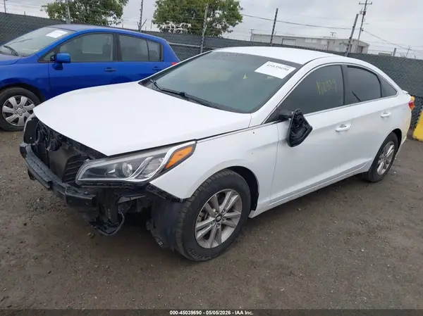 5NPE24AF5GH337268 2016 HYUNDAI SONATA - Image 2