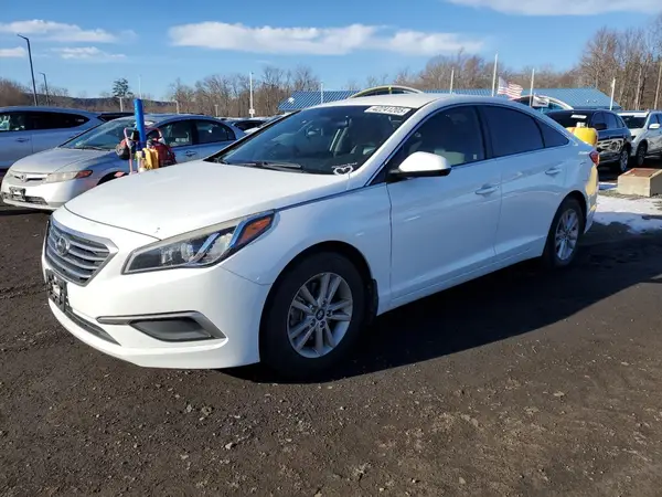 5NPE24AF5GH337707 2016 HYUNDAI SONATA - Image 1