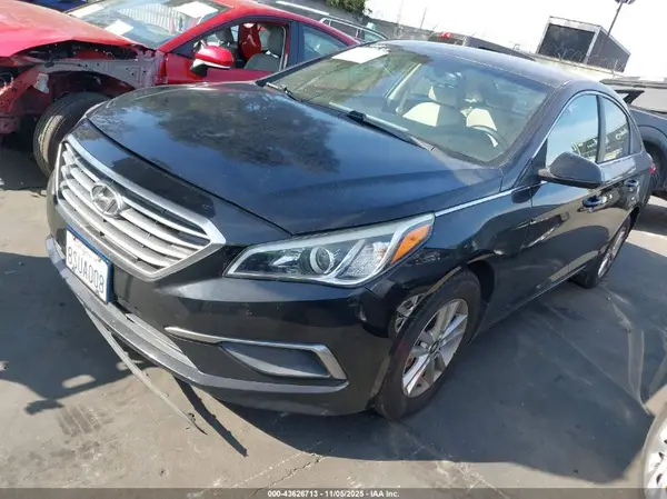 5NPE24AF5GH338923 2016 HYUNDAI SONATA - Image 2