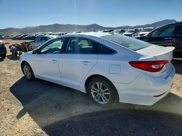 5NPE24AF5GH342485 2016 HYUNDAI SONATA - Image 2