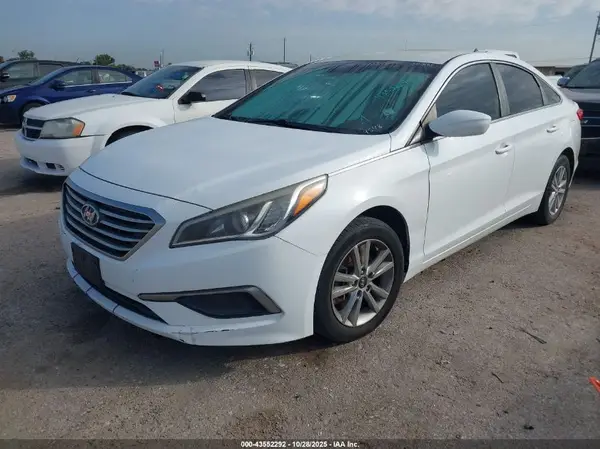 5NPE24AF5GH349548 2016 HYUNDAI SONATA - Image 2