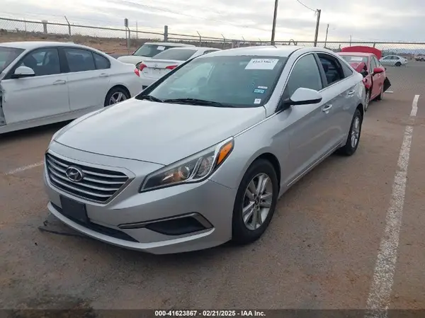 5NPE24AF5GH349582 2016 HYUNDAI SONATA - Image 2