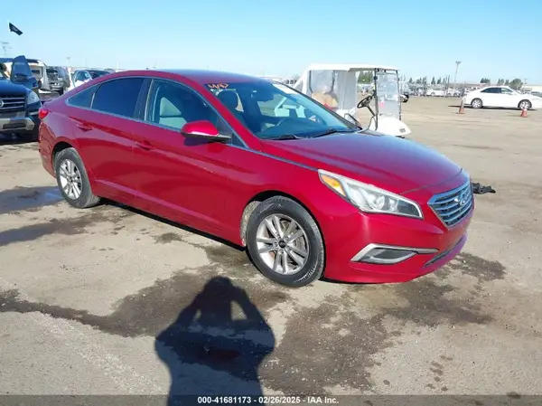5NPE24AF5GH349811 2016 HYUNDAI SONATA - Image 1