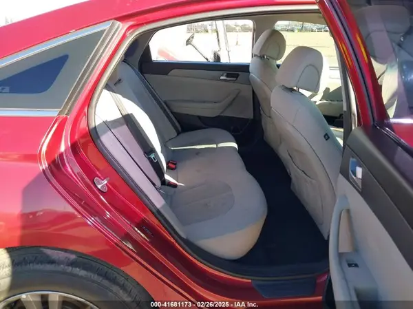 5NPE24AF5GH349811 2016 HYUNDAI SONATA - Image 8