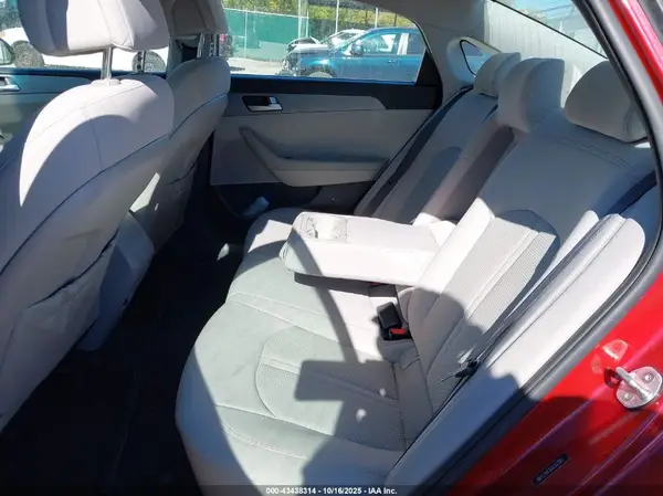 5NPE24AF5GH352062 2016 HYUNDAI SONATA - Image 8