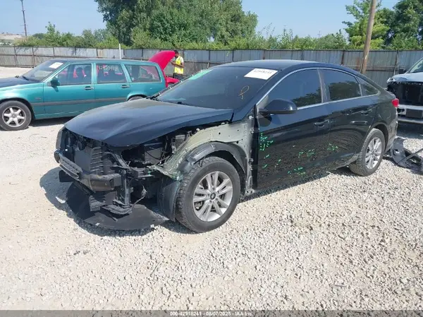 5NPE24AF5GH358184 2016 HYUNDAI SONATA - Image 2