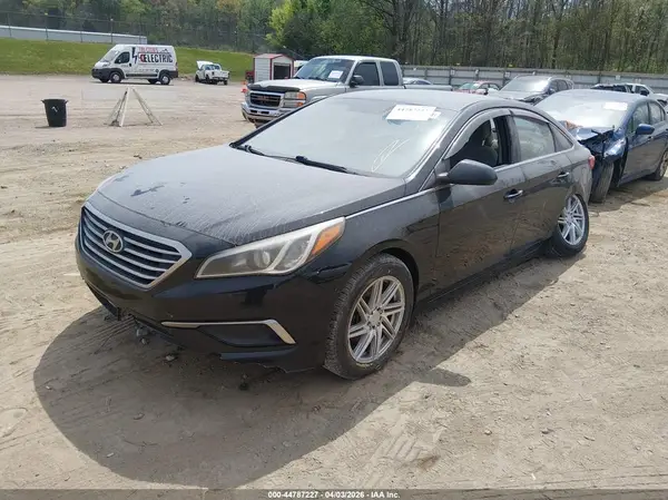 5NPE24AF5GH358573 2016 HYUNDAI SONATA - Image 2