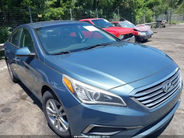 5NPE24AF5GH365717 2016 HYUNDAI SONATA - Image 1