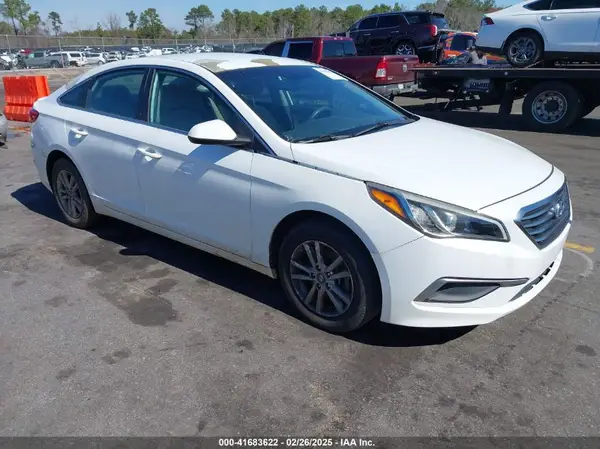 5NPE24AF5GH366348 2016 HYUNDAI SONATA - Image 1