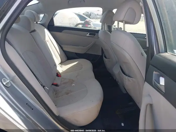 5NPE24AF5GH370108 2016 HYUNDAI SONATA - Image 8