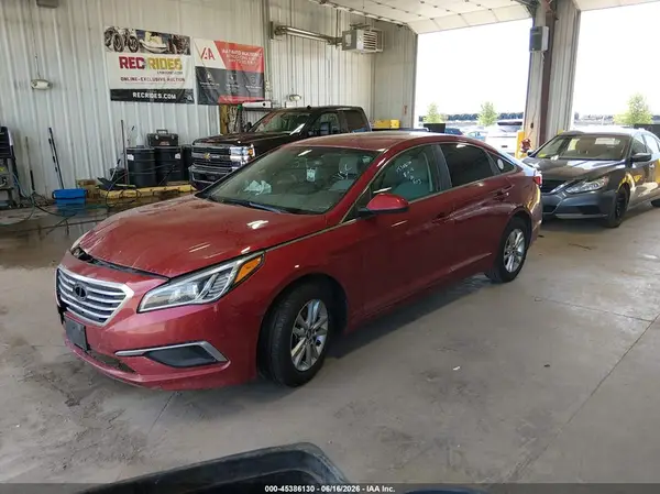 5NPE24AF5GH373784 2016 HYUNDAI SONATA - Image 2
