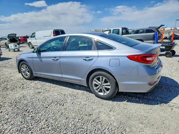 5NPE24AF5GH374093 2016 HYUNDAI SONATA - Image 2