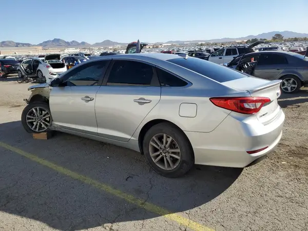 5NPE24AF5GH374501 2016 HYUNDAI SONATA - Image 2