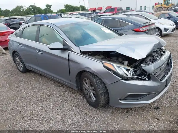 5NPE24AF5GH375681 2016 HYUNDAI SONATA - Image 1