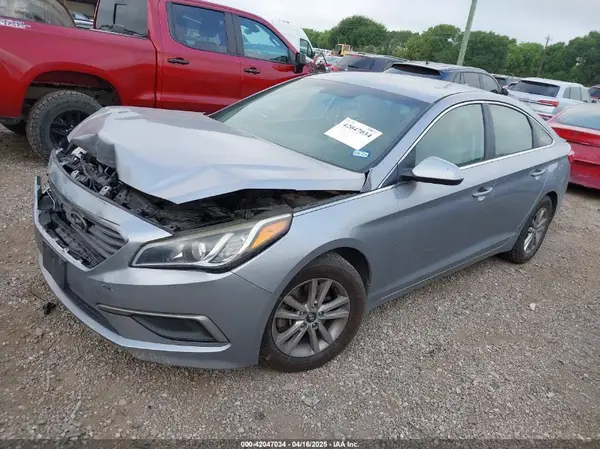 5NPE24AF5GH375681 2016 HYUNDAI SONATA - Image 2