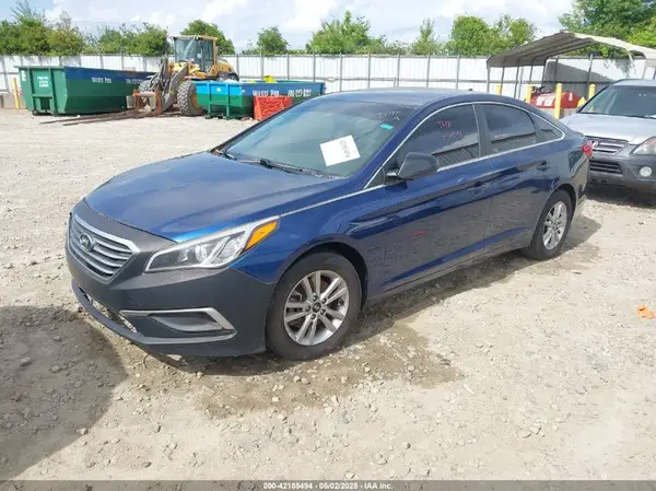 5NPE24AF5GH376944 2016 HYUNDAI SONATA - Image 2