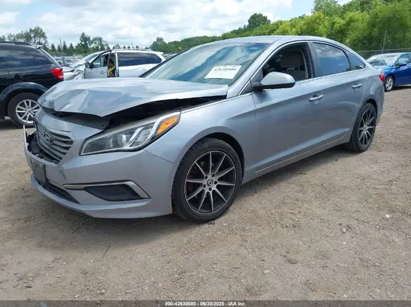 5NPE24AF5GH381044 2016 HYUNDAI SONATA - Image 2